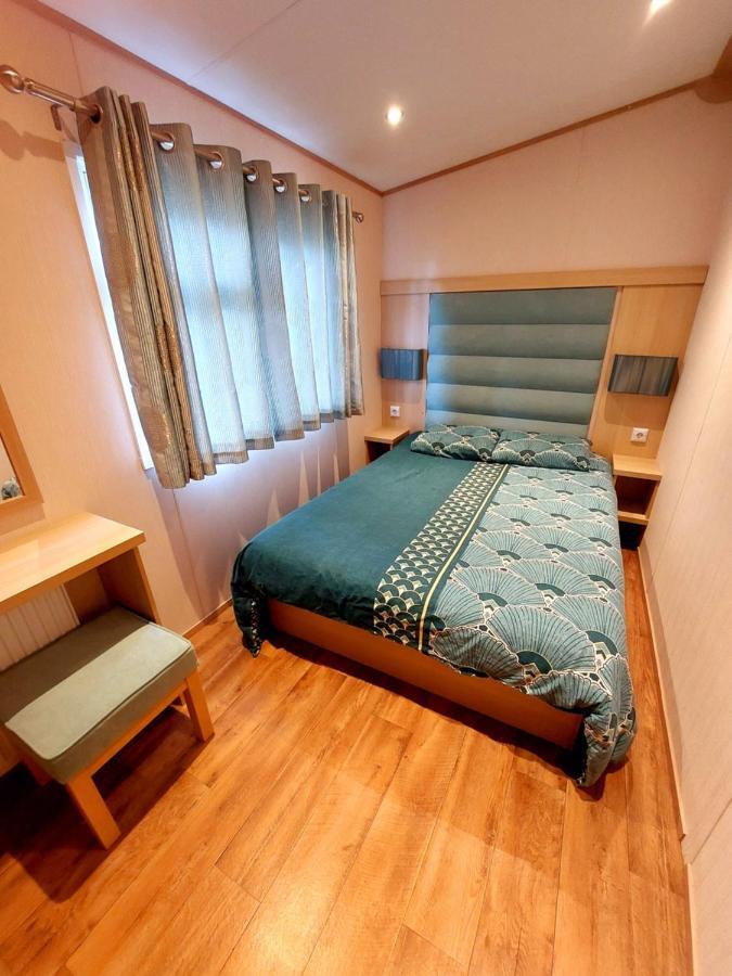 Mobilhomes 6 et 8 personnes PONT AVEN Kerlann Draps fournis Eksteriør bilde